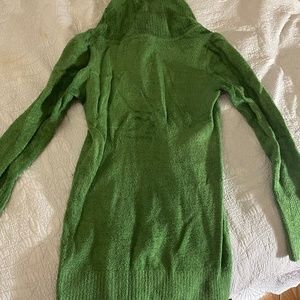 Fluffy winter sweater (green)